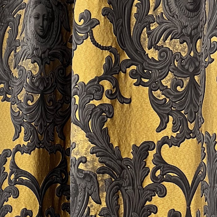 Έτοιμη Ραμμένη Κουρτίνα Versailles Ζακάρ Π140cm X Υ280cm Χρυσό/Μαύρο (Εκθεσιακή) Etoimi Rammeni Kourtina Versailles Zakar P140cm X u280cm Xruso/Mavro (Ekthesiaki)