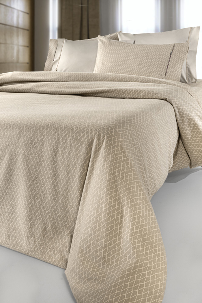 Guy Laroche Σετ 3 τεμ Σεντόνια μονά με Μαξιλαροθήκη LINEAR FLANNEL 170X265 Guy Laroche Set 3 tem Sentonia mona me Maxilarothiki LINEAR FLANNEL 170X265