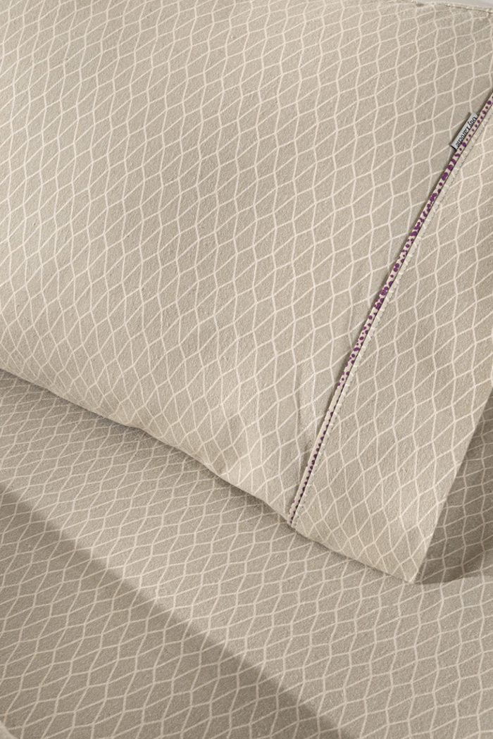 Guy Laroche Σετ 3 τεμ Σεντόνια μονά με Μαξιλαροθήκη LINEAR FLANNEL 170X265 Guy Laroche Set 3 tem Sentonia mona me Maxilarothiki LINEAR FLANNEL 170X265