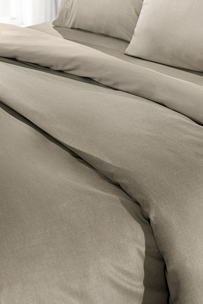 Guy Laroche uperdipli Paplomatothiki Easy Iron Color Plus Taupe 255x245cm