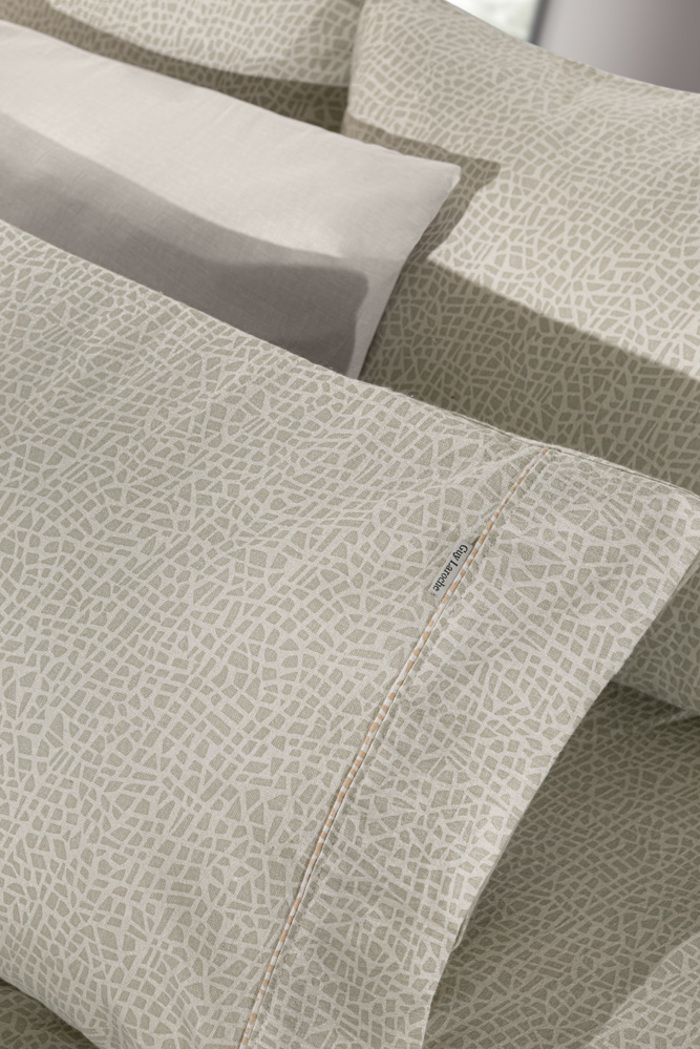 Guy Laroche Set ton 3 Paplomatothiki Mira Cement Flannel 225x245