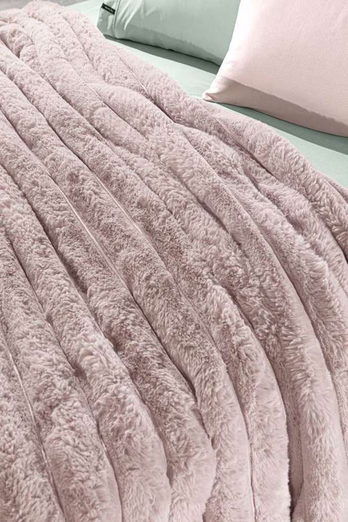Guy Laroche Kouberta Gunini St.Moritz Old Pink 260x240