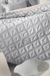 Guy Laroche Set Kouberli King Size Fiera Silver 240x250cm me Duo Diakosmitikes Maxilarothikes 50x70cm
