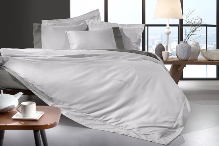 Guy Laroche Sentoni King Size Silky Silver 270x280cm