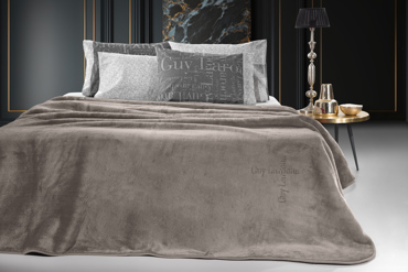 Guy Laroche Βελουτέ Διπλή Κουβέρτα Logo Vison 220x240cm