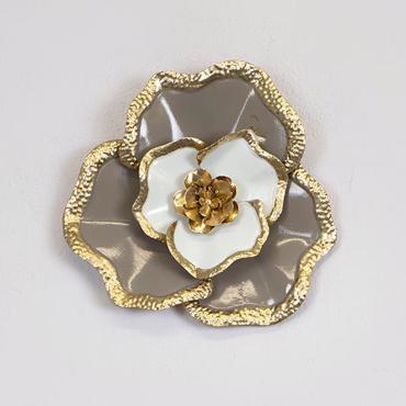 ESTHETI home Διακοσμητικό Τοίχου Λουλούδι Μεταλλικό Χρυσό/Λευκό/Γκρι 32.4x5.7x29.8cm 755-10030