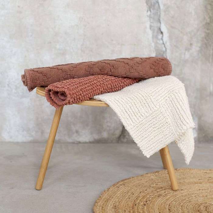 Sealskin Delhi 60x90 dark pink pataki baniou