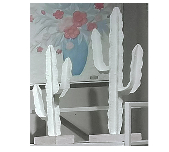 Zaros Epitrapezio Diakosmitiko Kaktos Metallikos Ekrou/Lefko 22X47.5cm ID213